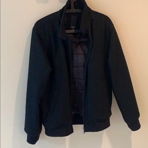 Men: Winter jacket.